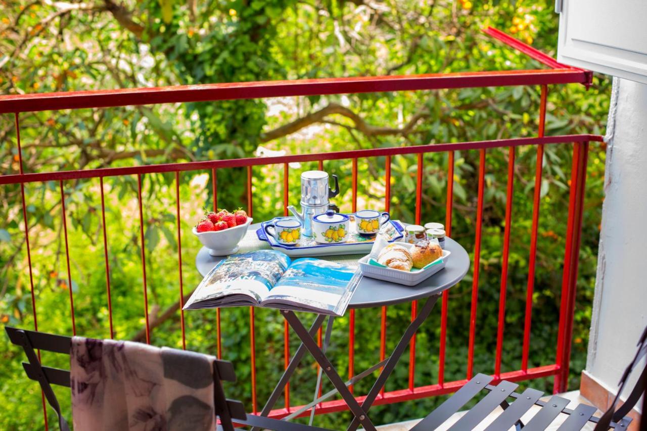 Torna A Surriento Suites Sorrento Eksteriør bilde