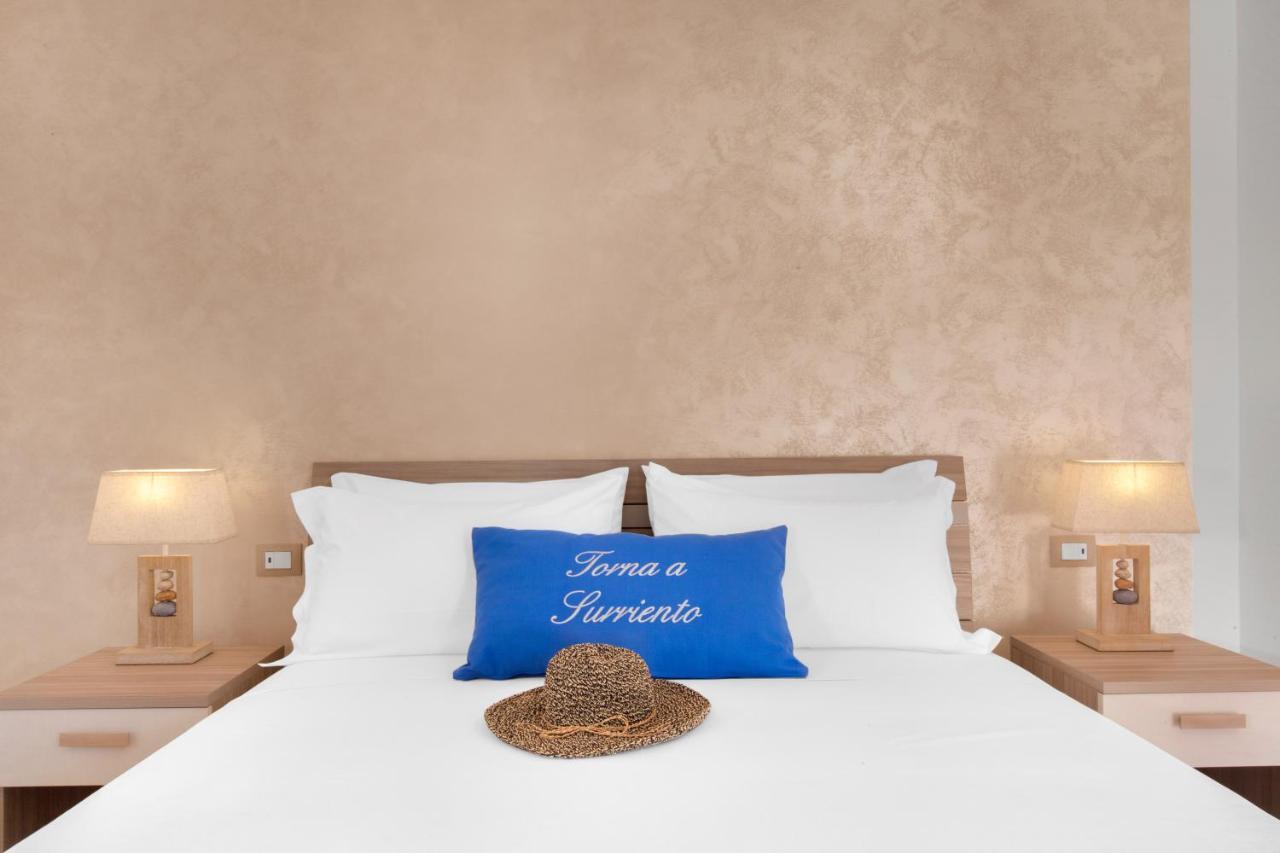 Torna A Surriento Suites Sorrento Eksteriør bilde